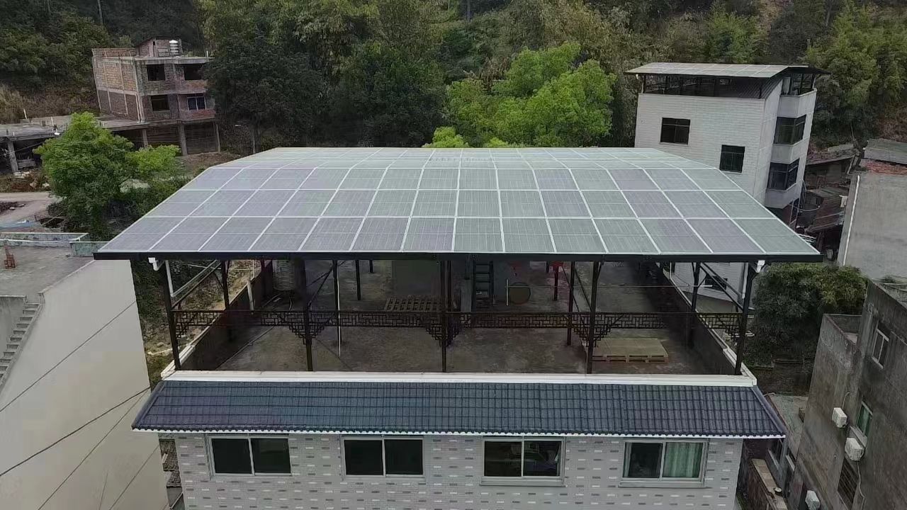 日土15kw+10kwh自建别墅家庭光伏储能系统